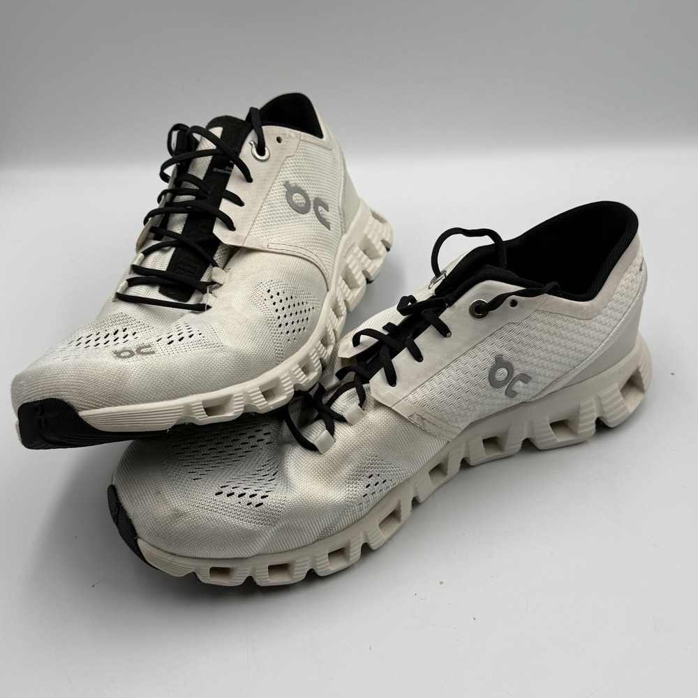 On Cloud X Mens Size 9 White Black Running Training Shoes Sneakers 40.99707